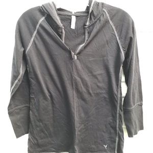 Mystree black 3/4 sleeve lite hoodie, size M